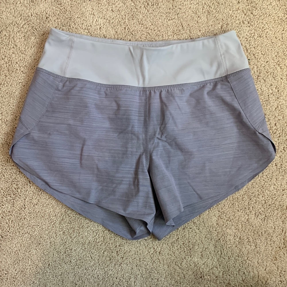 Athleta Run With It Shorts XS Textured Space Dye Tempest Violet 3.5”